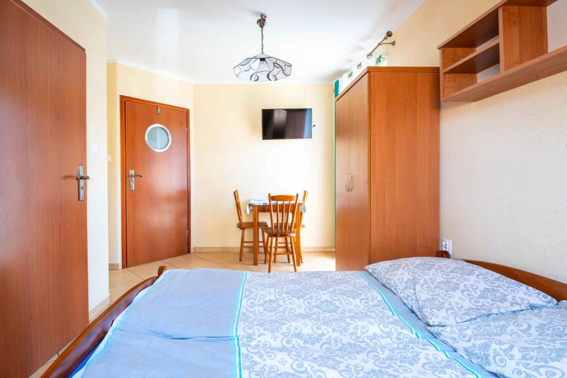 Goscinne Przystan Homestay *