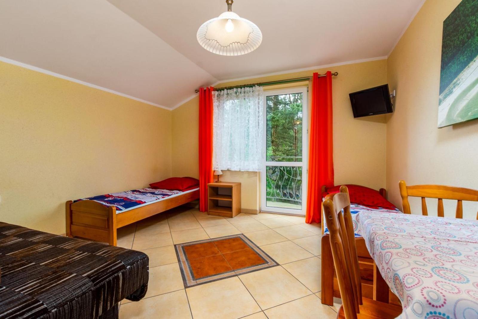 Goscinne Przystan Homestay *